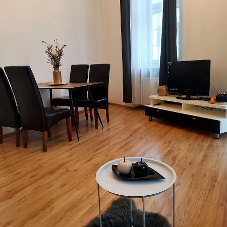 Apartament Na Rynku W Gnieznie Gniezno Bagian luar foto