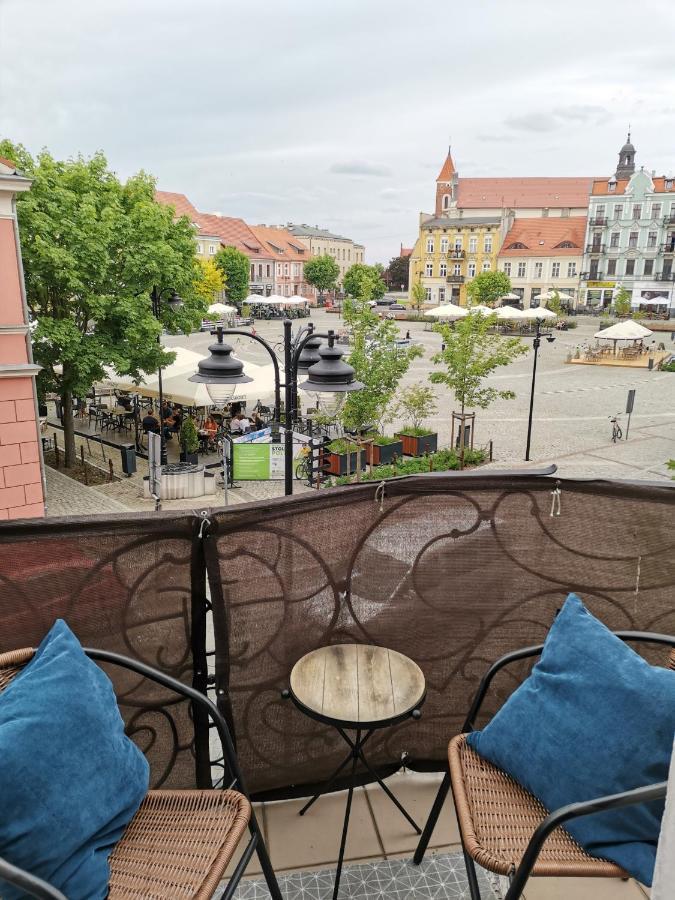 Apartament Na Rynku W Gnieznie Gniezno Bagian luar foto